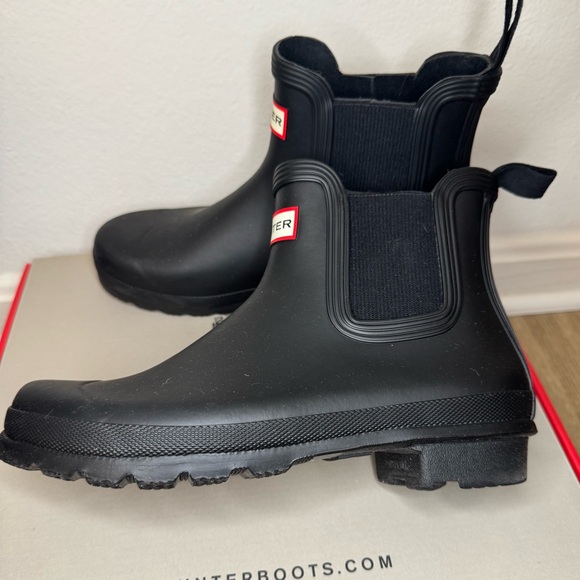 HUNTER Original Chelsea Rain Boots - Picture 6 of 13
